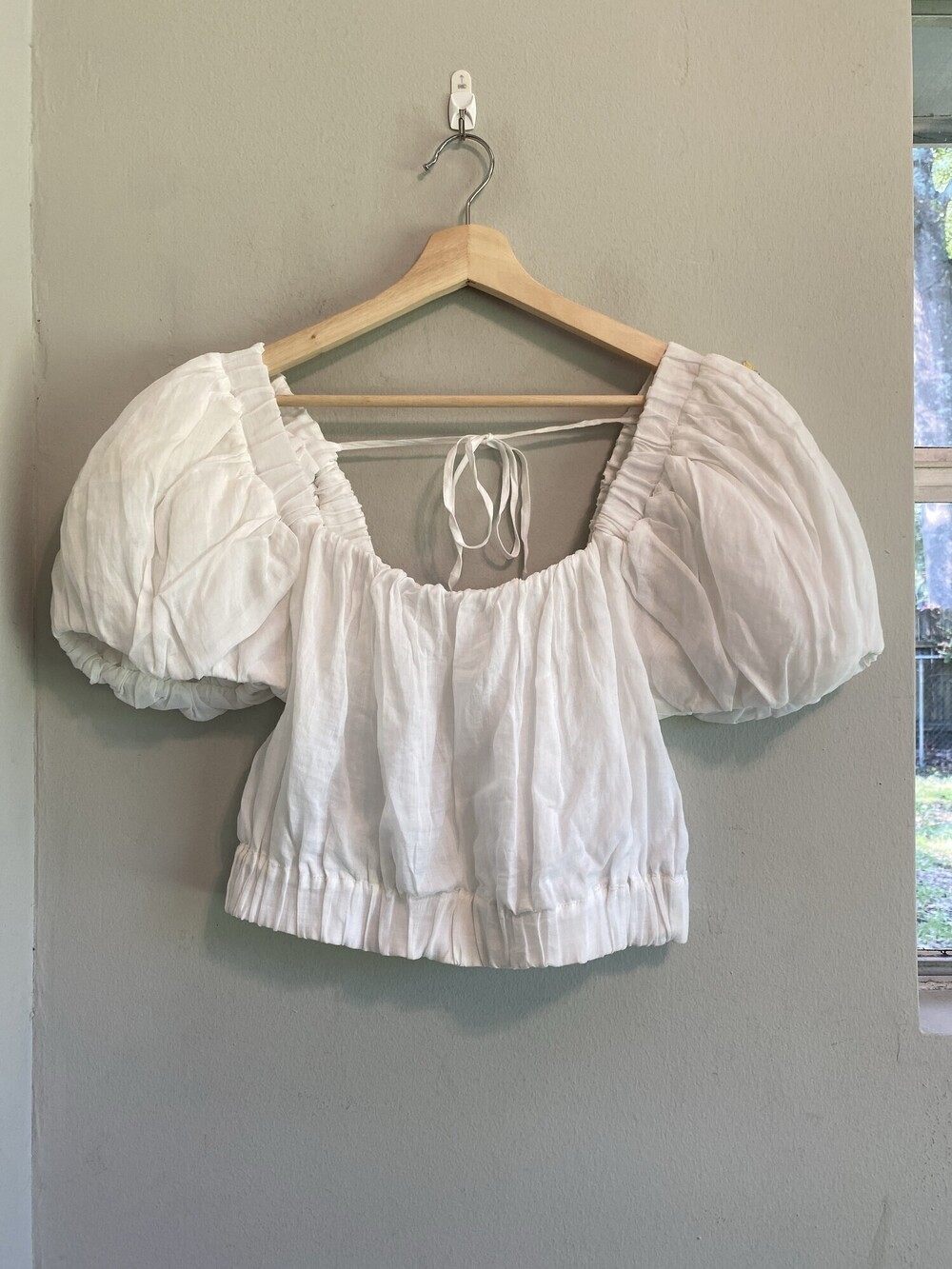 FRAME White Dramatic Puff Sleeve Smocked Crop Blouse Women's S Cottage Core